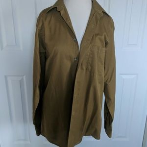 Van Heusen Men's long sleeve button up shirt